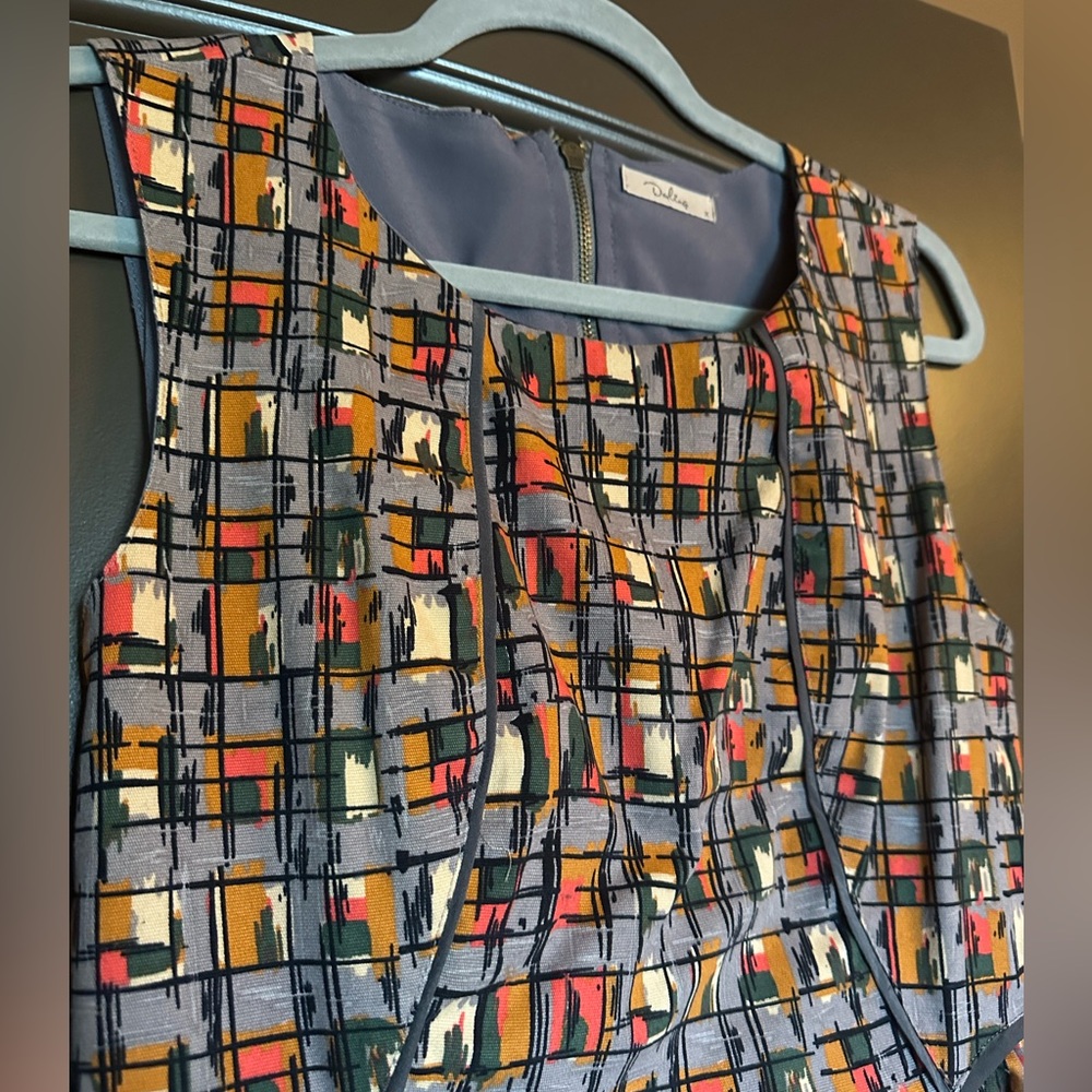 Darling Multicolor Abstract Dress - Picture 2 of 6